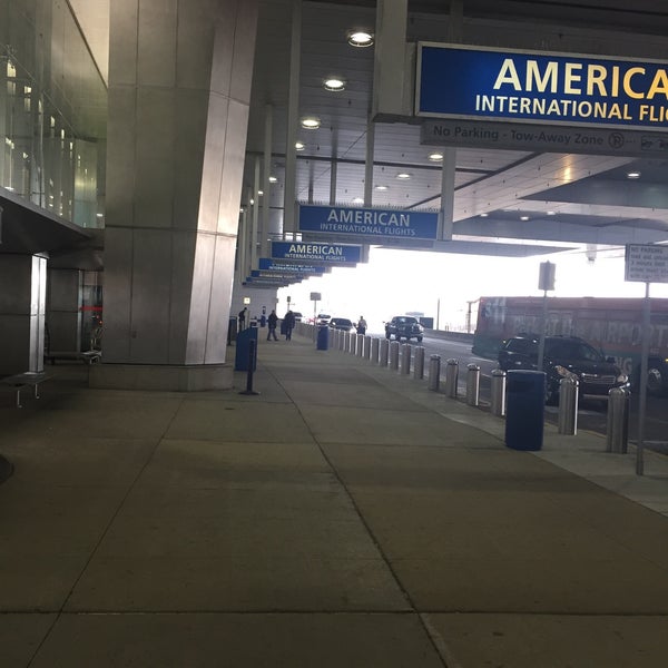 Philadelphia Airport Backpage