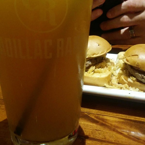 Cadillac Ranch Annapolis Happy Hour