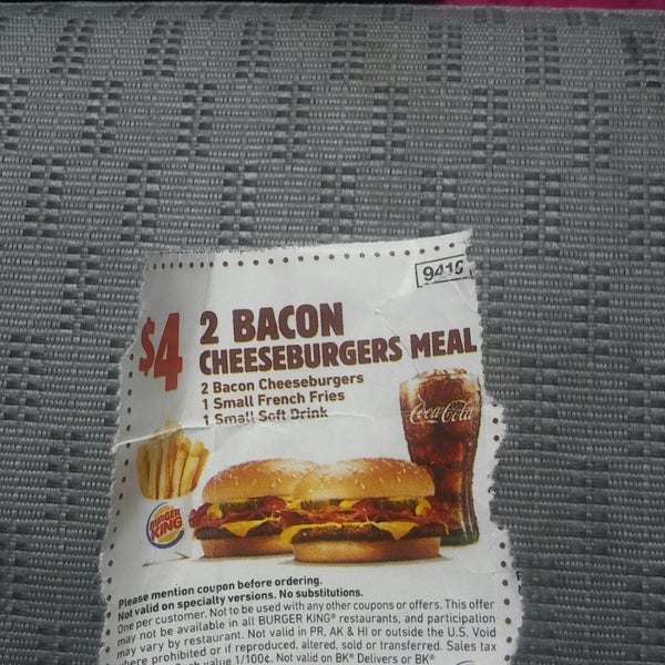 Depois do Burger King, Subway confirma lançamento de sanduíche com