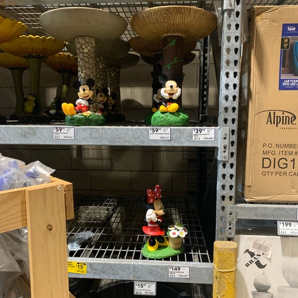 Lowe's Hardware Store in Orlando