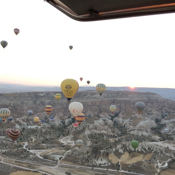 Foto tirada no(a) Voyager Balloons por Sipahioğlu em 9/15/2016