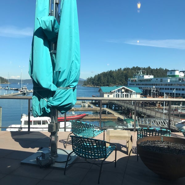 Photo taken at Downriggers Restaurant by Anna A. on 3/31/2019