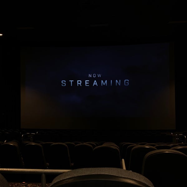 Regal Theater Waterford Lakes