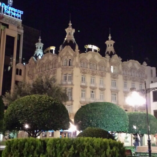 Foto tirada no(a) Gran Hotel Albacete por Manolico C. em 10/21/2013