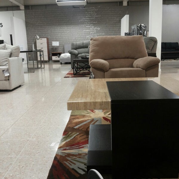 La Artistica - Tienda de muebles/artículos para el hogar en Sanchez