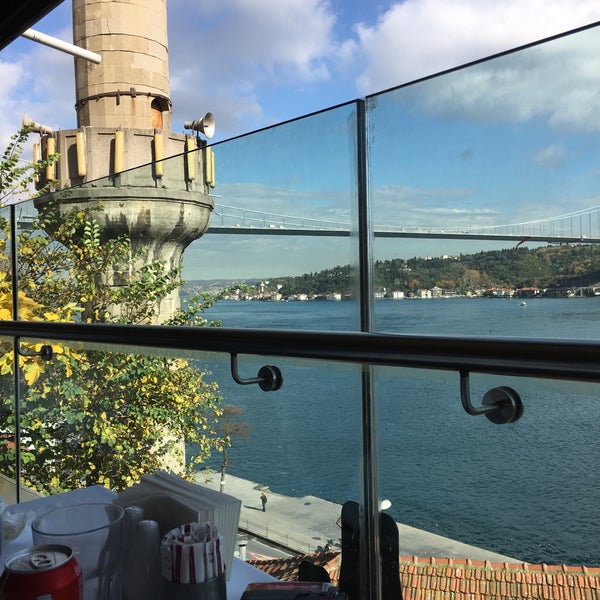 Foto diambil di Seyir Terrace oleh Yunus Emre Ç. pada 11/10/2016