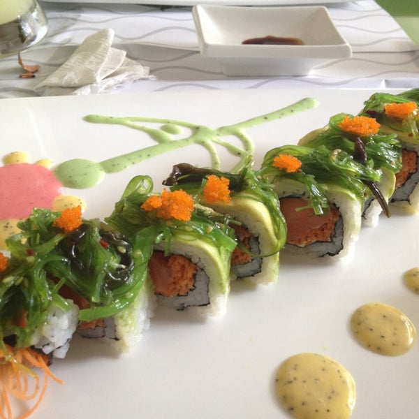 9/7/2013 tarihinde Sandra M.ziyaretçi tarafından Banzai Sushi Asian Cuisine'de çekilen fotoğraf