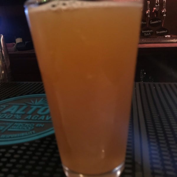 Foto tirada no(a) The West End Gastro Pub por Shawn M. em 9/17/2019