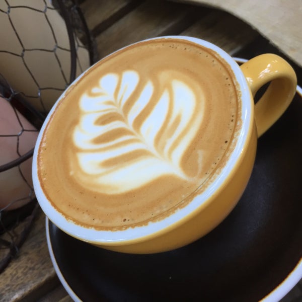 9/18/2018にLiviu B.がCoftale Specialty Coffee Houseで撮った写真