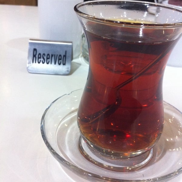 Das Foto wurde bei SF Cafe &amp; Gusto von Özgur Ö. am 11/26/2014 aufgenommen
