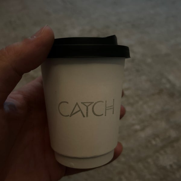 3/23/2023 tarihinde WALEED ⚖️ziyaretçi tarafından CATCH CAFE'de çekilen fotoğraf