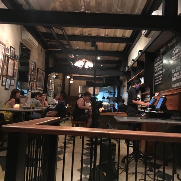Foto diambil di Arang Sate Bar oleh Dr. A pada 12/28/2018