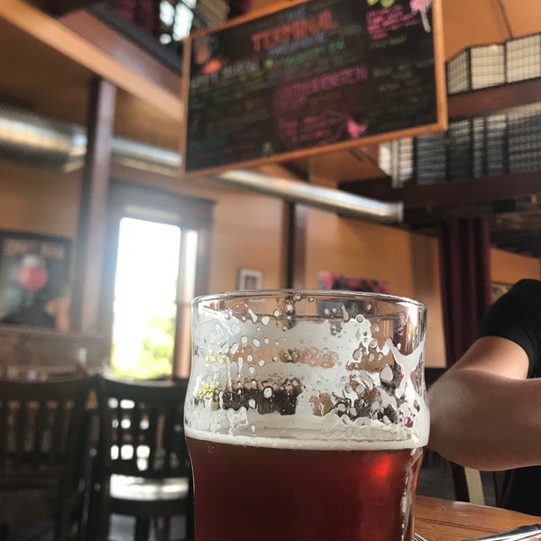 Photo taken at Terminal Brew House by Zach S. on 5/31/2019