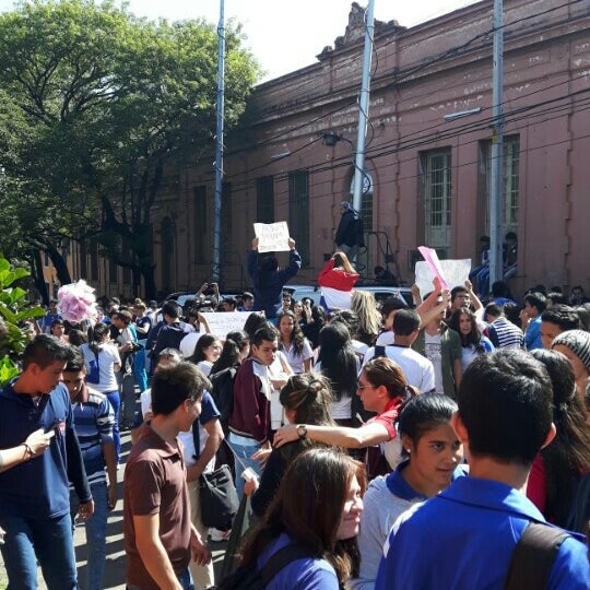 Photo taken at Escuela Basica Nº 1 y Colegio Nacional &quot;Republica Argentina&quot; by Gerardo A. on 5/4/2016