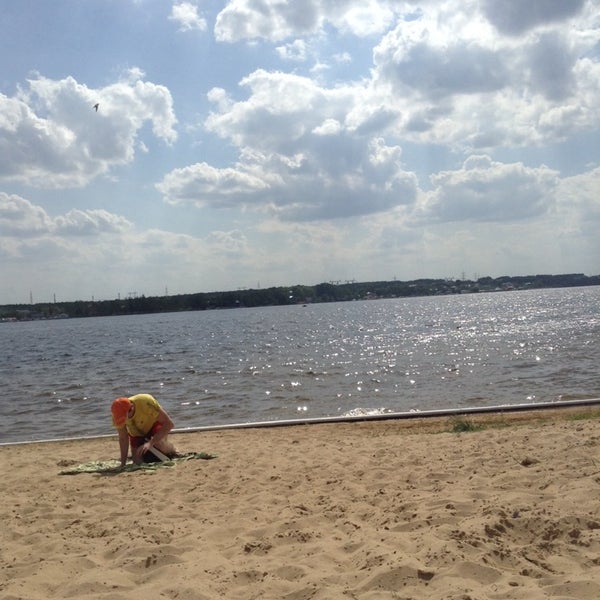 Пляжи в пирогово