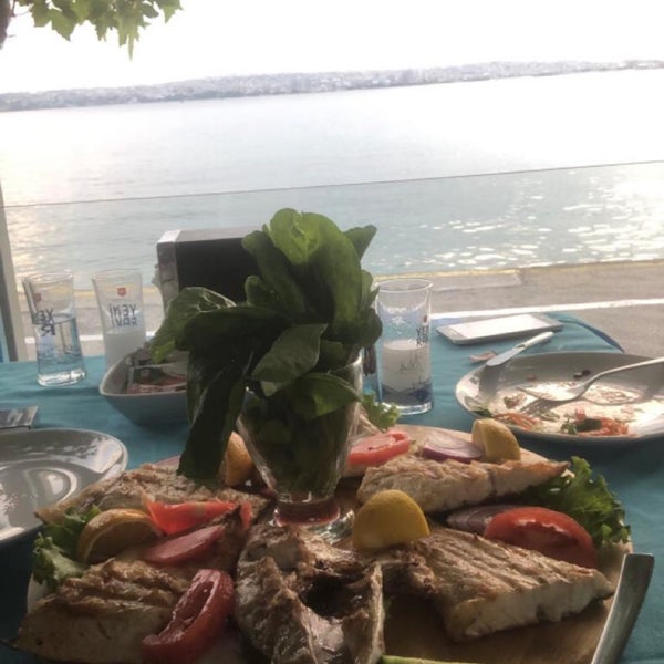 Photo taken at Çat Kapı Restaurant by 🧚🏻‍♂️ on 6/15/2020