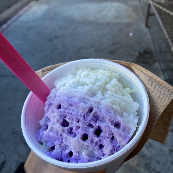 Photo taken at Brian&#39;s Shave Ice by Phill C. on 12/19/2020