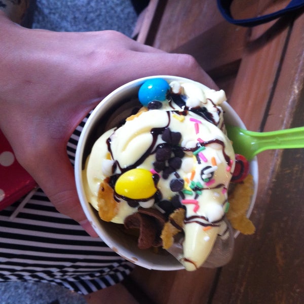 Ice cream Make your own บางกะปิ 0 tips