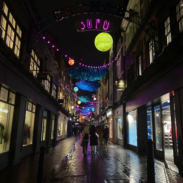 Photo taken at Carnaby Street by 🧞‍♀️ on 1/1/2024