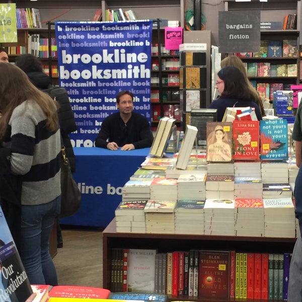 Photo taken at Brookline Booksmith by Sushant B. on 2/22/2017