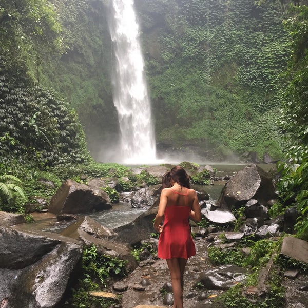 Nungnung Waterfall высота