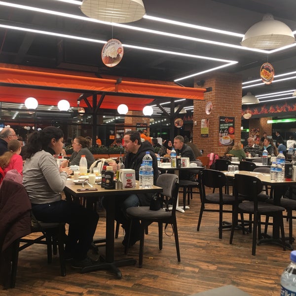 Köfteci Yusuf Cevizli Cevizli Mah. Zuhal Cad. Ritim İstanbul