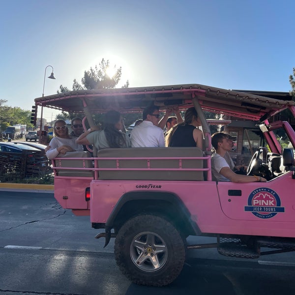 Das Foto wurde bei Pink Jeep Tours - Sedona von Axe am 4/15/2022 aufgenommen