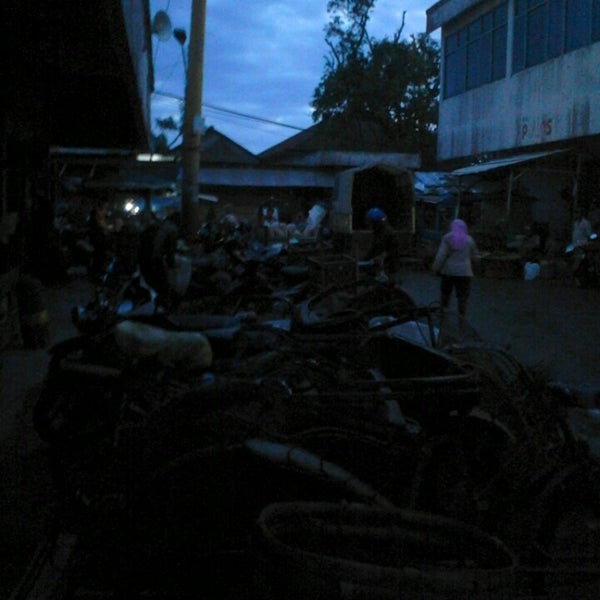 Photos At Pasar Gombong 16 Tips