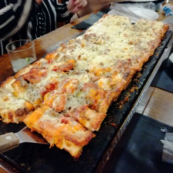 Foto scattata a Cia. das Pizzas da Priscila S. il 9/29/2019