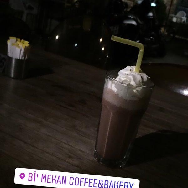 Photo taken at Bi Mekan Coffee &amp; Bakery by Berkcan on 5/12/2019