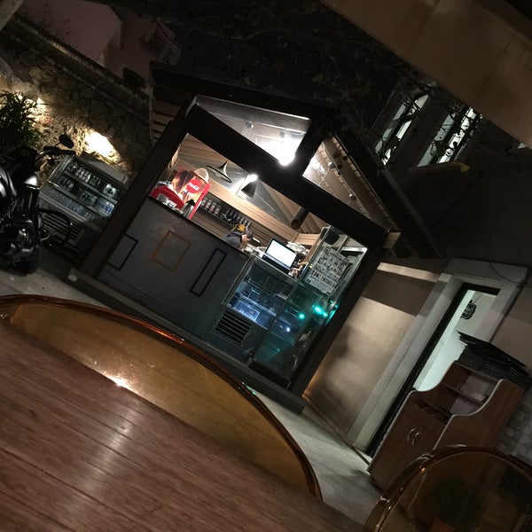 12/11/2018 tarihinde Berkcanziyaretçi tarafından Bi Mekan Coffee &amp; Bakery'de çekilen fotoğraf