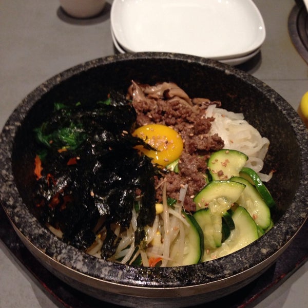 Снимок сделан в Royal Seoul House Korean Restaurant пользователем Christine L. 2/10/2014