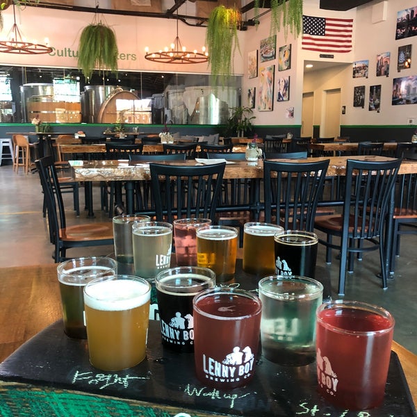 Photo taken at Lenny Boy Brewing Co. by michelle on 9/4/2021