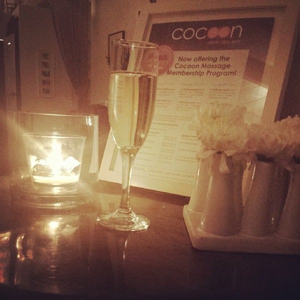 Photo taken at Cocoon Urban Day Spa by Pascale S. on 11/23/2013