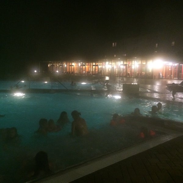 Das Foto wurde bei H2O Hotel Therme Resort von Hamza T. am 12/6/2014 aufgenommen