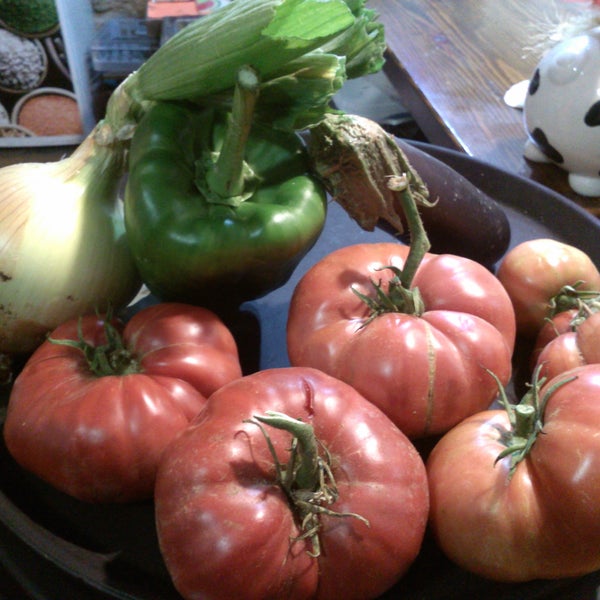 Tomatitos ecológicos del huerto
