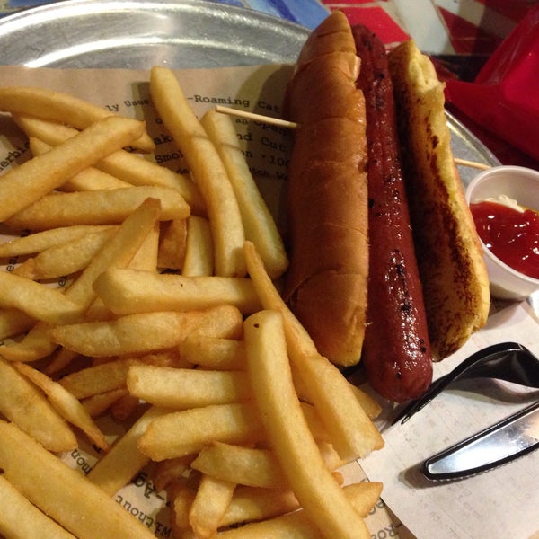 1/5/2015에 Mike A.님이 BGR: The Burger Joint에서 찍은 사진