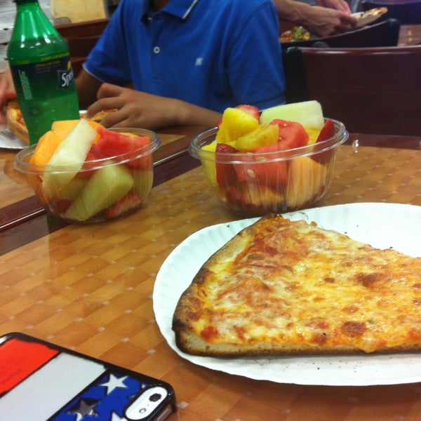 Photo taken at Georgio&#39;s Pizzeria by Maria M. on 6/29/2013