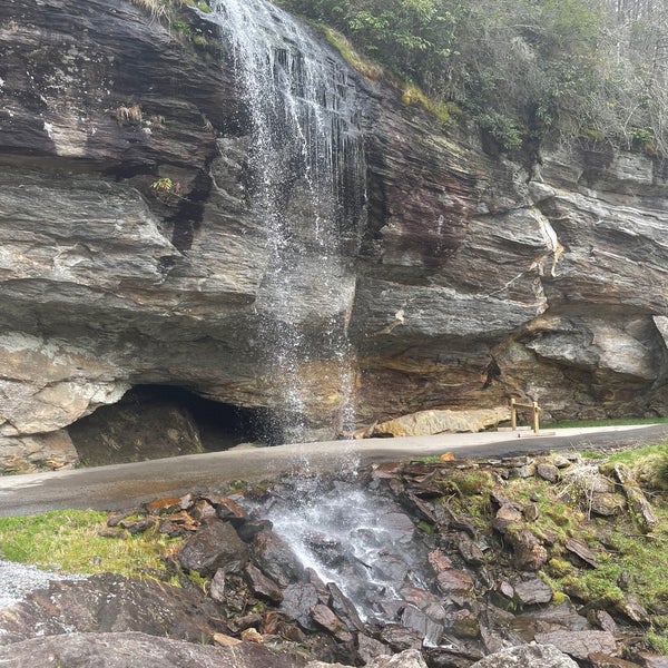 Photos At Bridal Veil Falls Highlands Nc