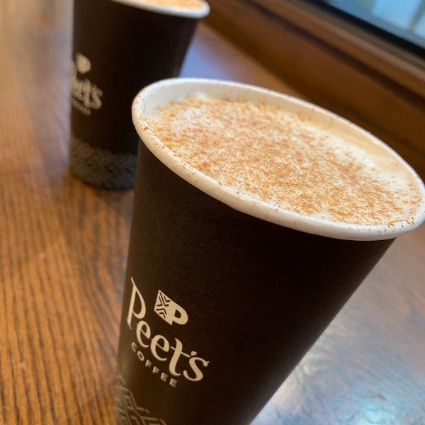 Photo taken at Peet&#39;s Coffee &amp; Tea by Adel A. on 3/14/2020