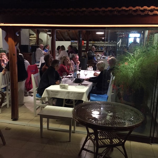 5/5/2016에 Fazlı S.님이 Zinbad Restaurant &amp; Bar에서 찍은 사진