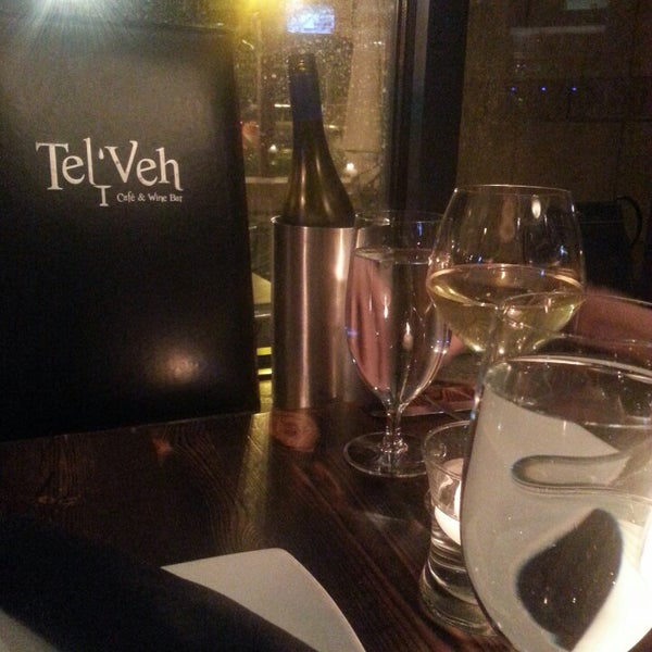 Das Foto wurde bei Tel&#39;Veh Cafe and Wine Bar von Chuck R. am 6/9/2014 aufgenommen