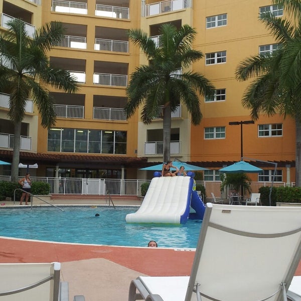 Photo taken at Marriott&#39;s Villas at Doral by Suzy L. on 7/28/2013