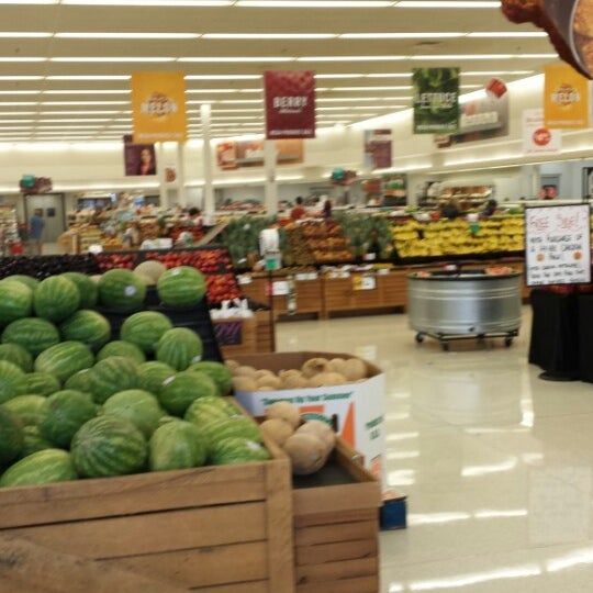 Photo taken at Hy-Vee by Paul T. on 6/9/2013
