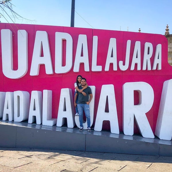 รูปภาพถ่ายที่ Guadalajara โดย ᗰIᖇI♡ เมื่อ 4/18/2021