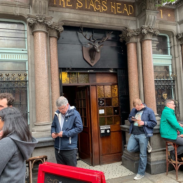 Photo taken at The Stag&#39;s Head by Mike B. on 6/6/2019