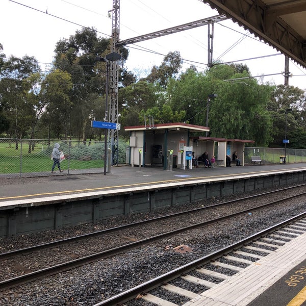Photos at Royal Park Station 6 tips from 625 visitors