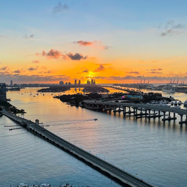 Photo taken at Miami Marriott Biscayne Bay by Sam on 1/1/2022