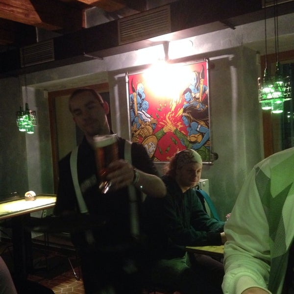 4/1/2014에 Tiina K.님이 Comix Excelent Urban Pub에서 찍은 사진