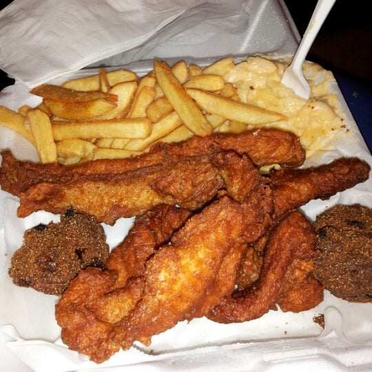 Chicken 22 года. Chicken world. Чикен гусь. Чикен гусь. Чикен гусь.